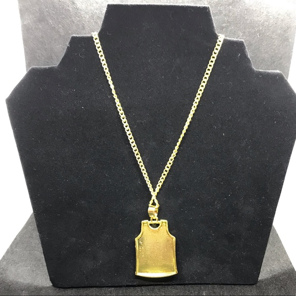 Michael Jordan #23 Bulls Jersey Necklace - Picture 3 of 3